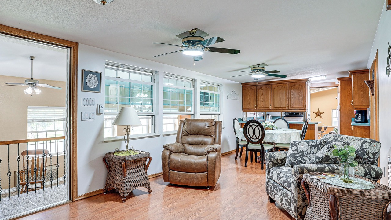 Photo of Livingroom in Polk City