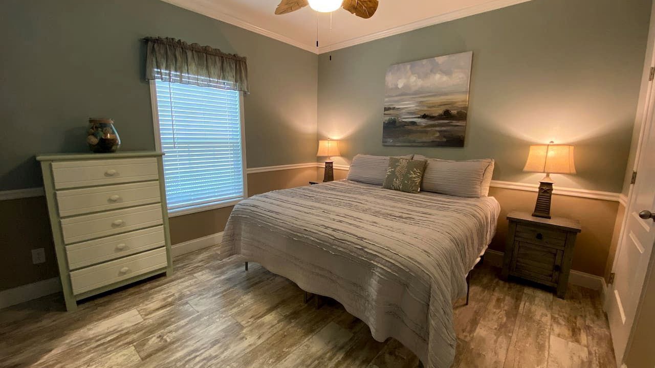 Photo of Bedroom in Dunnellon