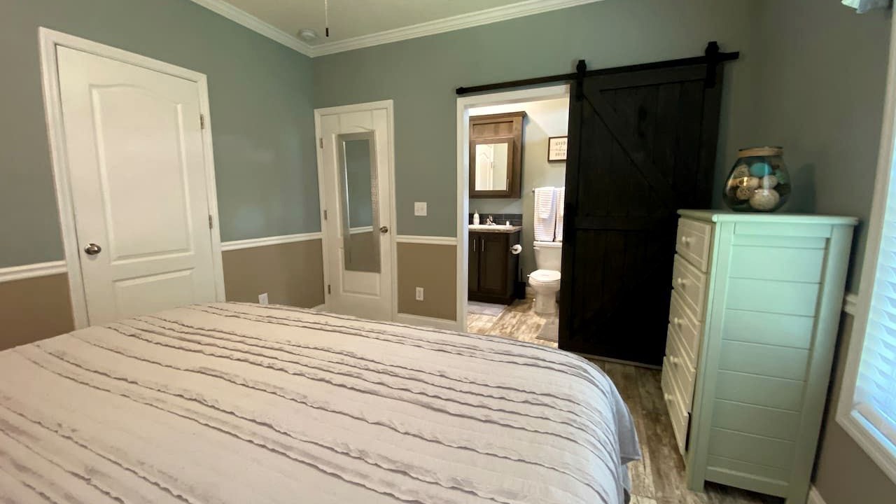 Photo of Bedroom in Dunnellon