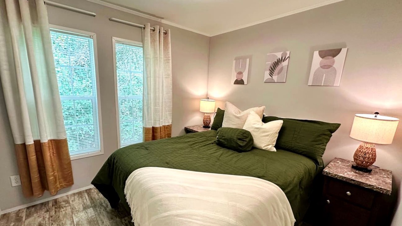 Photo of Bedroom in Dunnellon