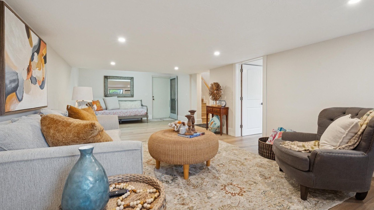 Photo of Livingroom in Holmes Beach
