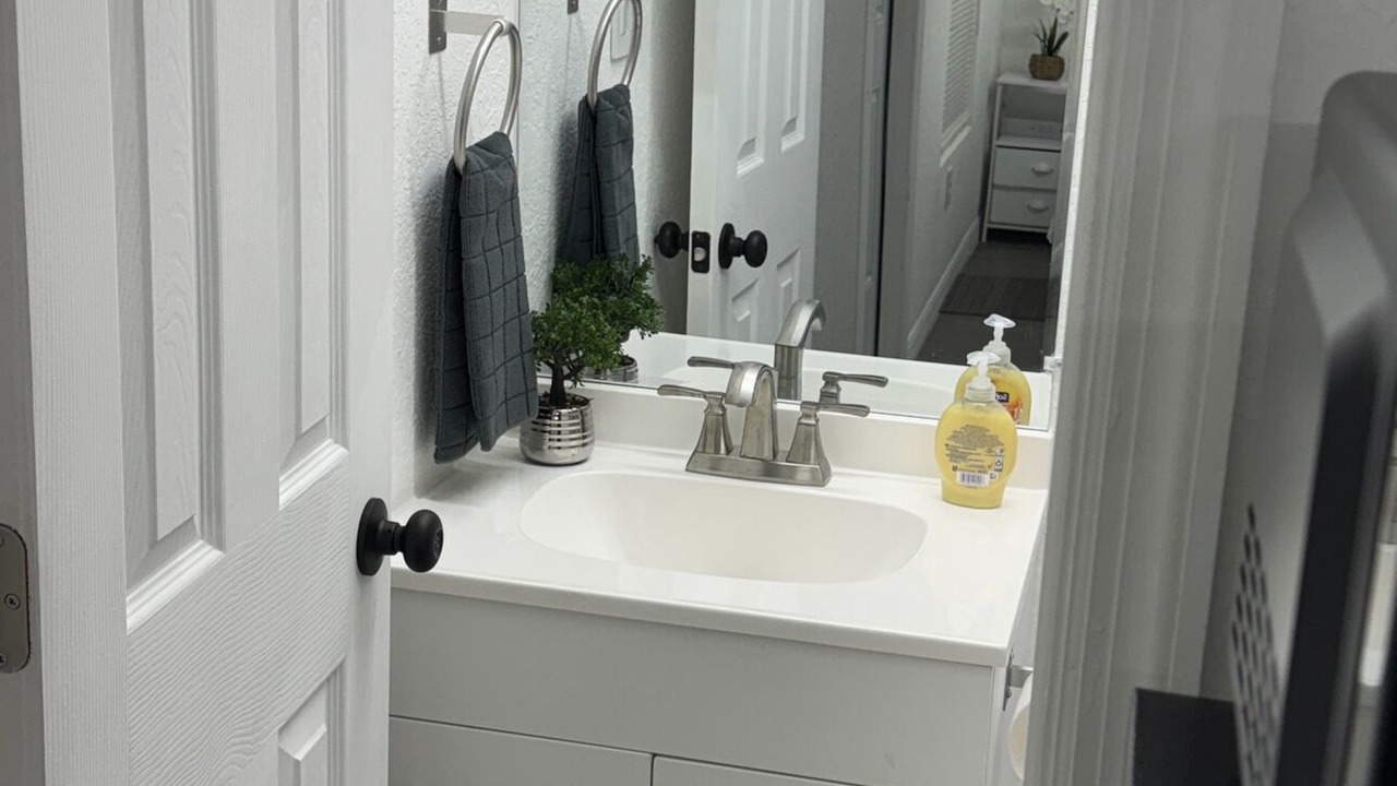 Photo of Bathroom in Orient Park