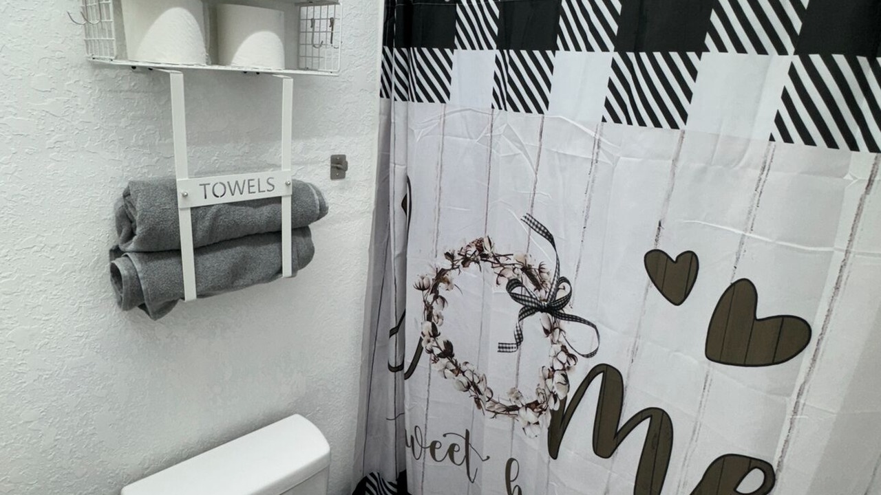 Photo of Bathroom in Orient Park