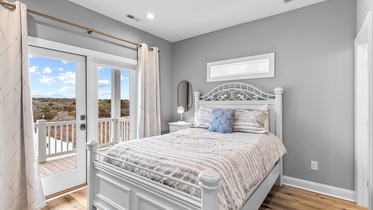Photo of Bedroom in Holden Beach