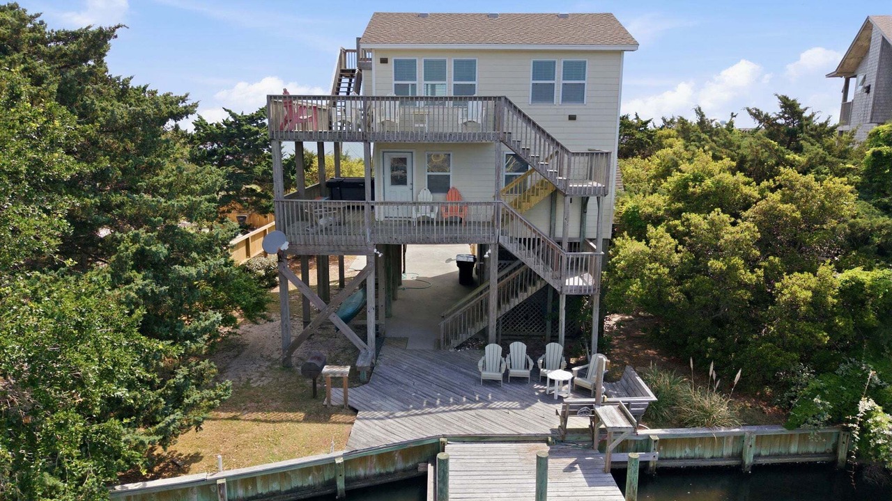 Photo of Outdoor in Brigands' Bay