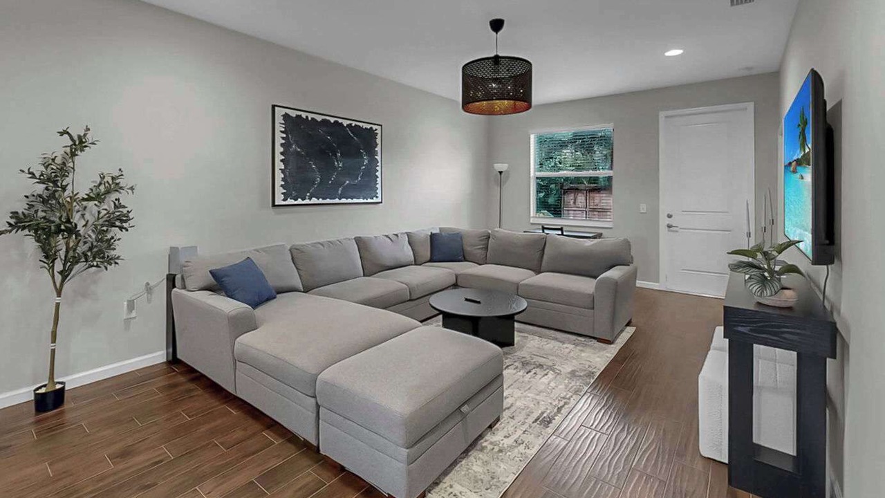 Photo of Livingroom in East Tampa