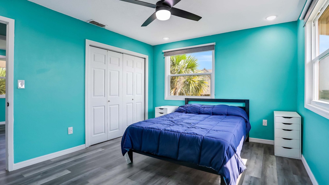 Photo of Bedroom in Pine Island