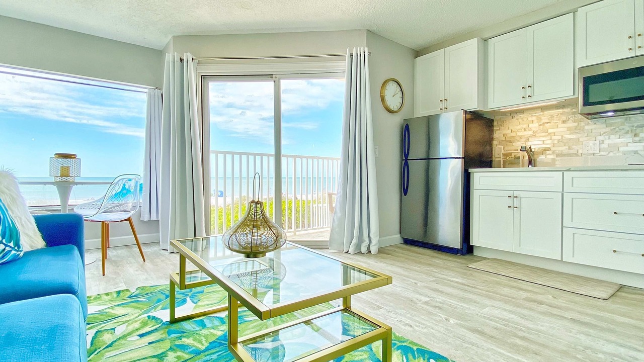 Photo of Livingroom in Belleair Beach