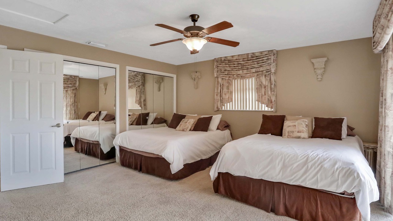 Photo of Bedroom in Harbor Hills