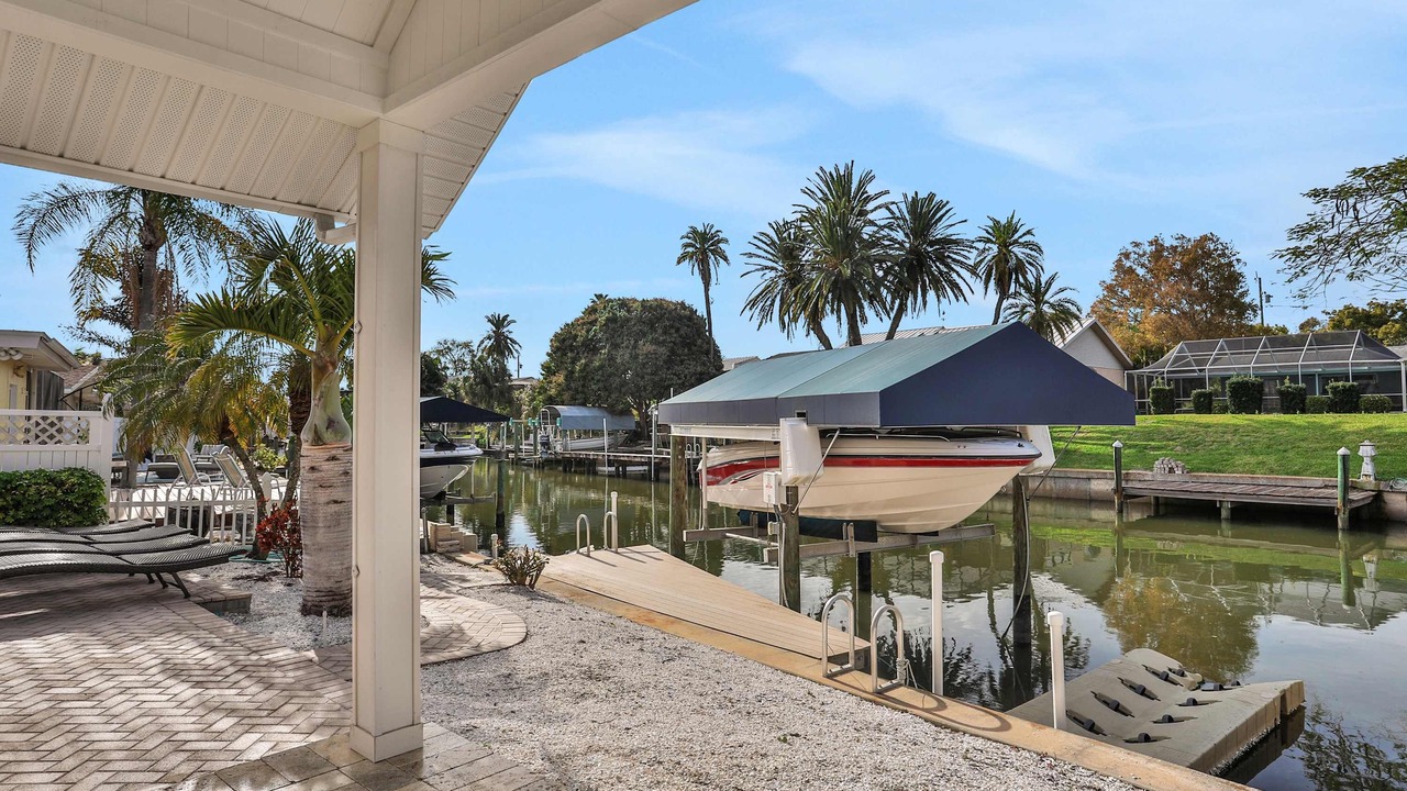 Photo of Patio Balcony in Harbor Hills