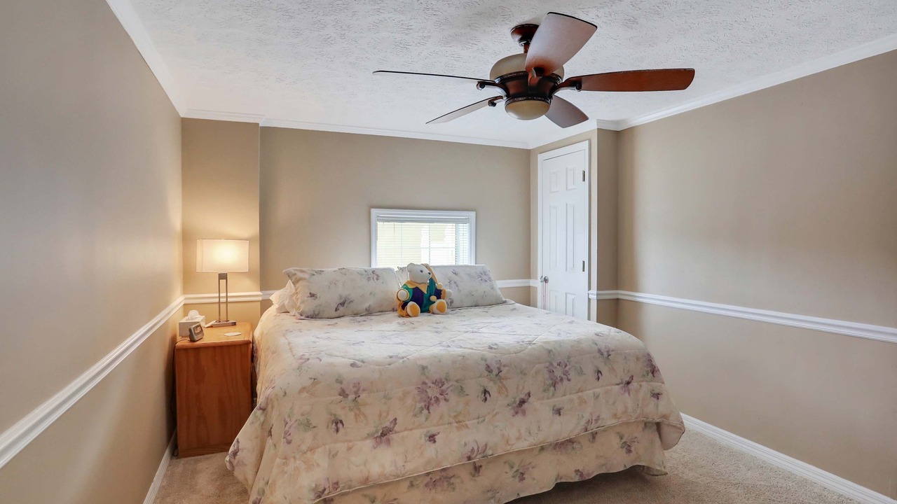 Photo of Bedroom in Harbor Hills