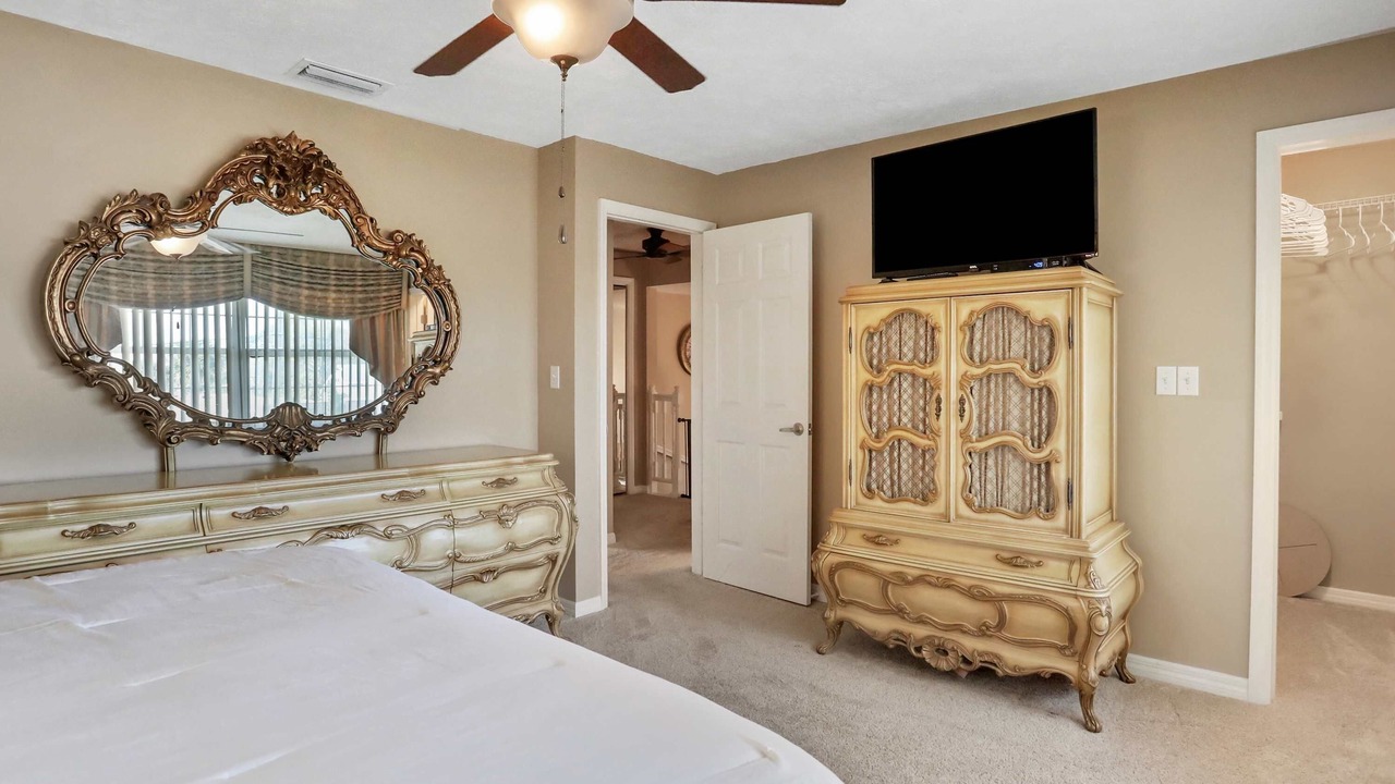 Photo of Bedroom in Harbor Hills