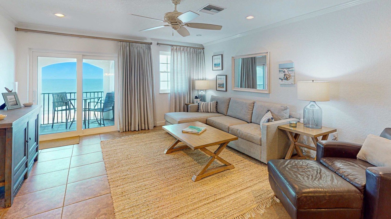 Photo of Livingroom in Belleair Beach