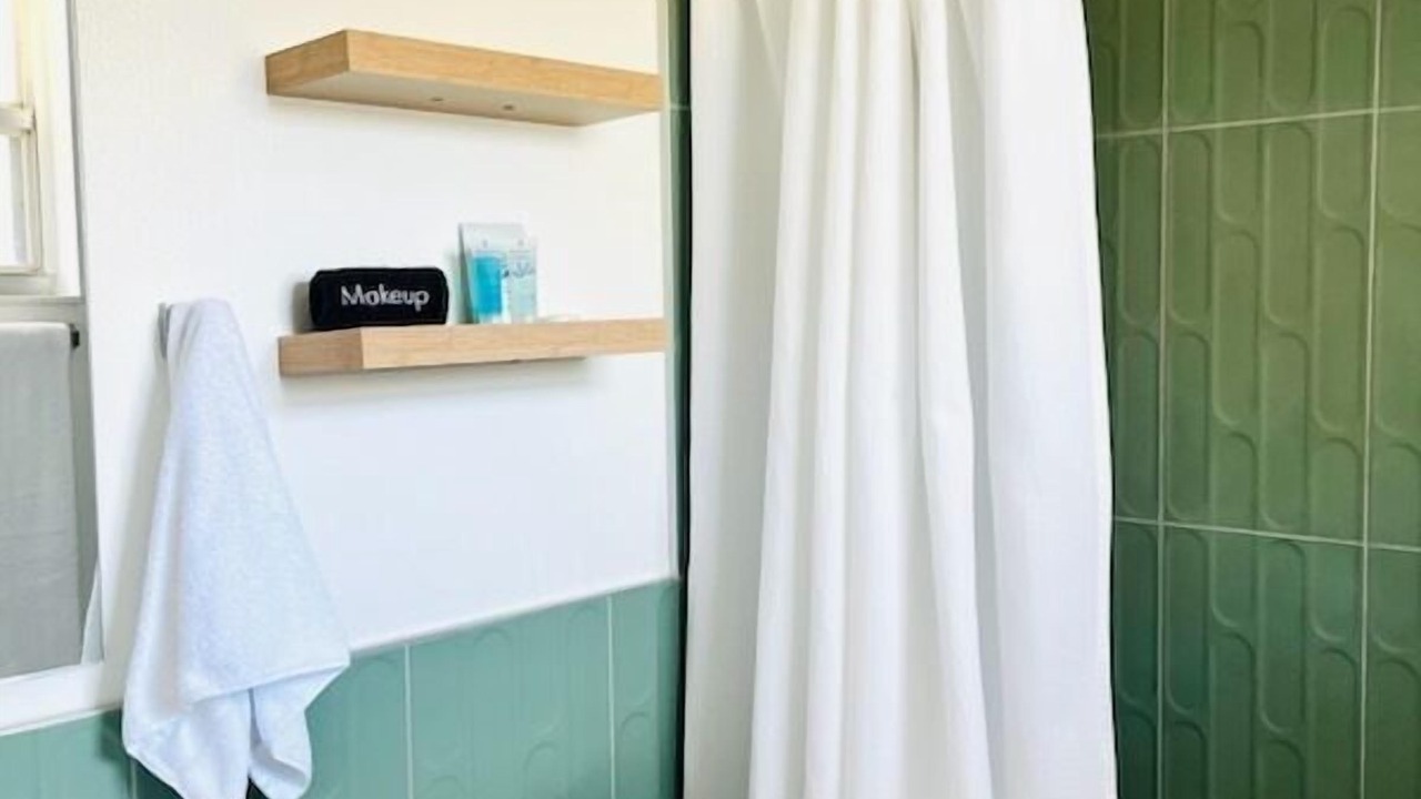 Photo of Bathroom in Park East