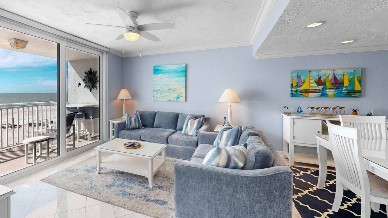 Photo of Livingroom in Madeira Beach