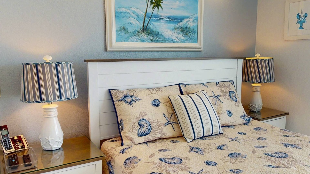 Photo of Bedroom in Madeira Beach