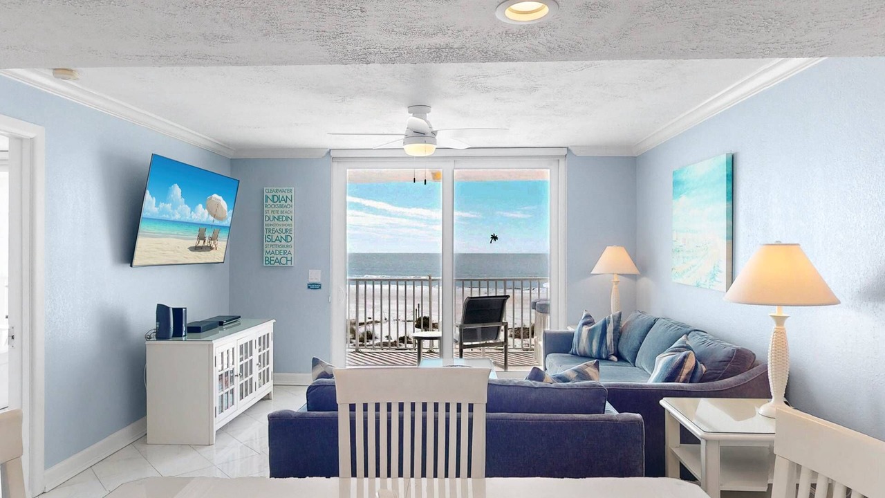 Photo of Livingroom in Madeira Beach