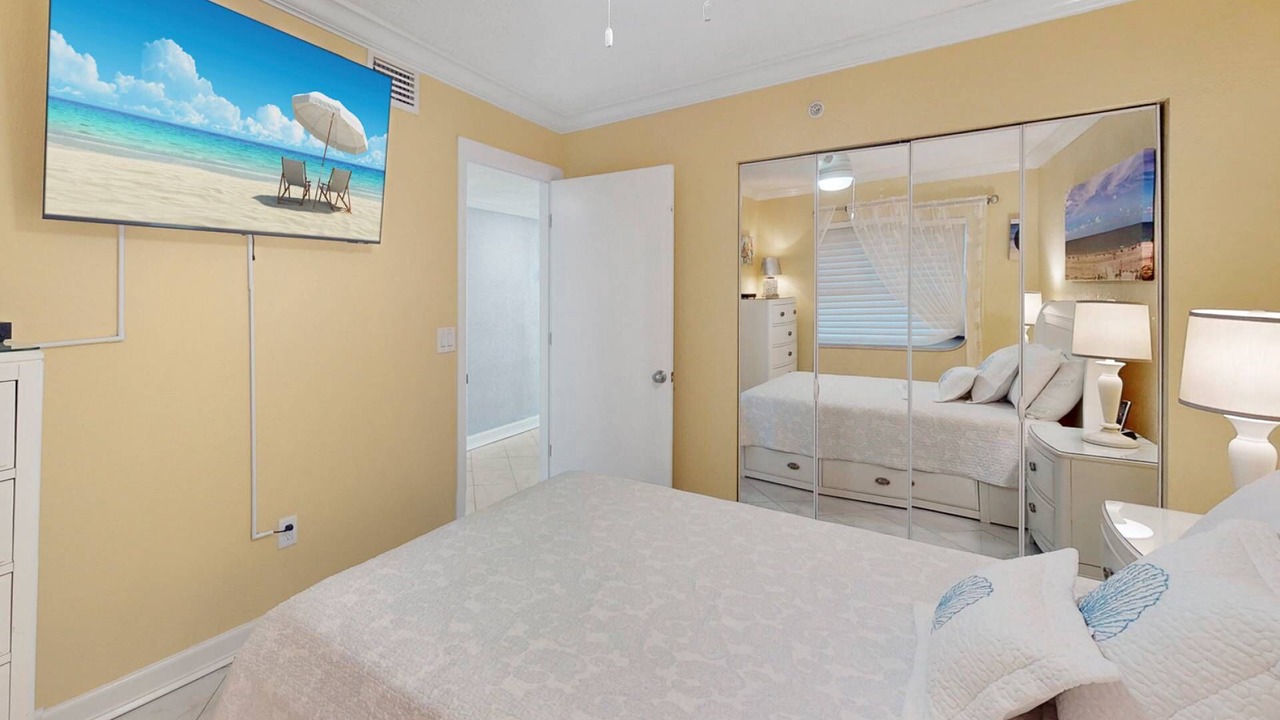 Photo of Bedroom in Madeira Beach