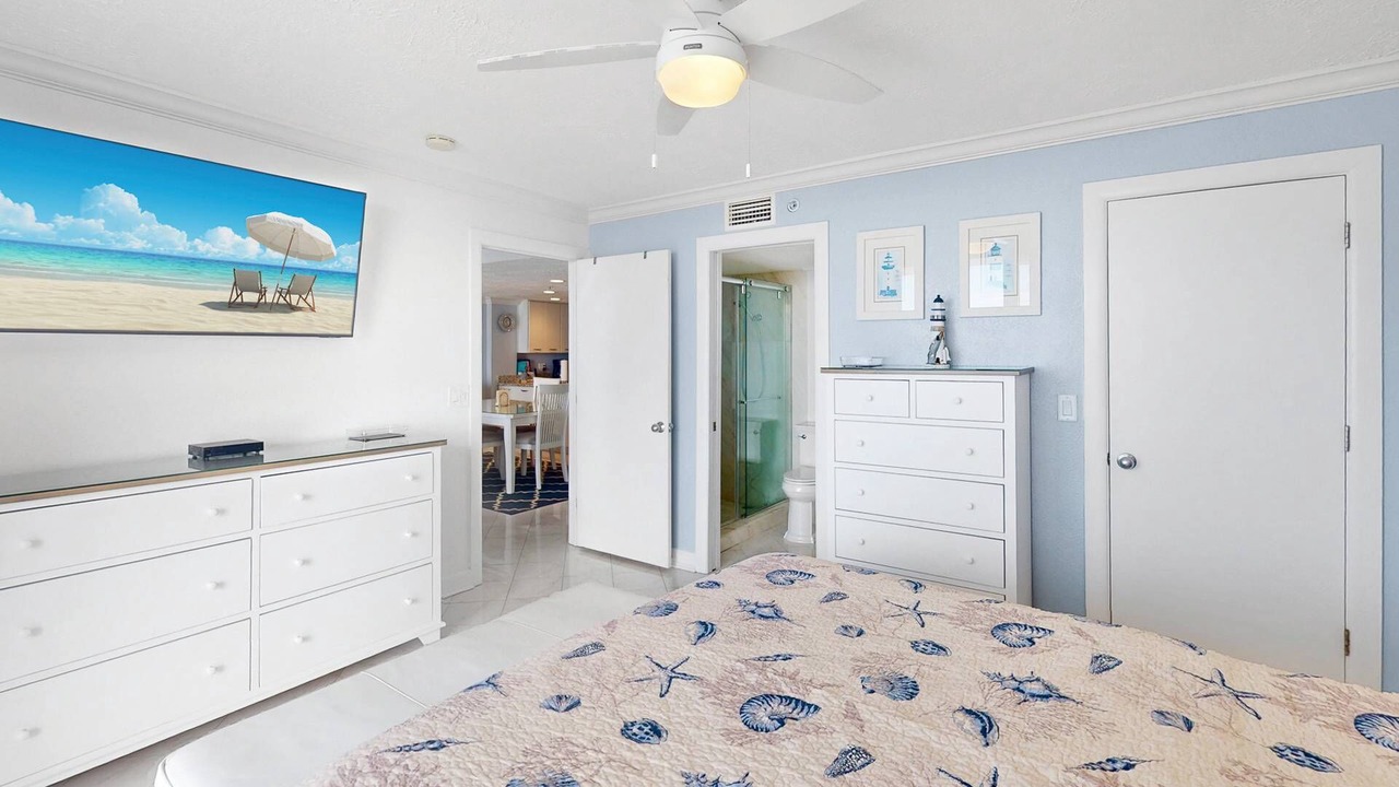Photo of Bedroom in Madeira Beach