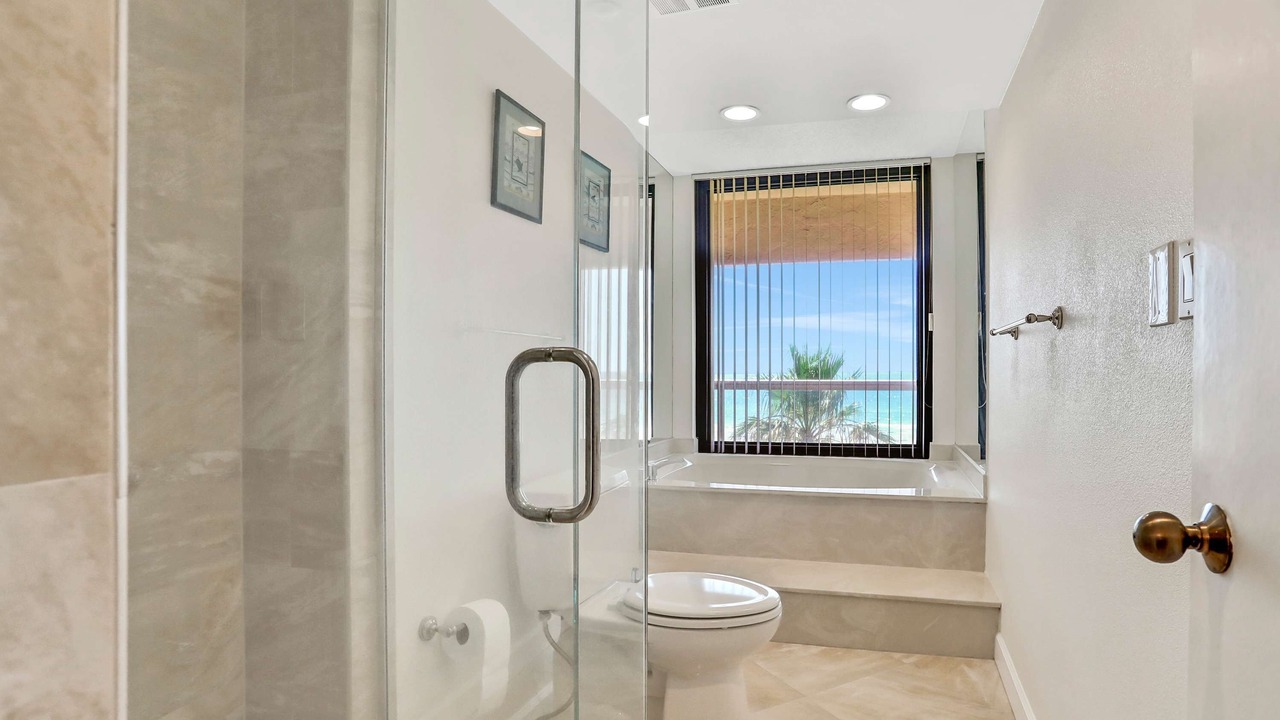 Photo of Bathroom in Sand Key