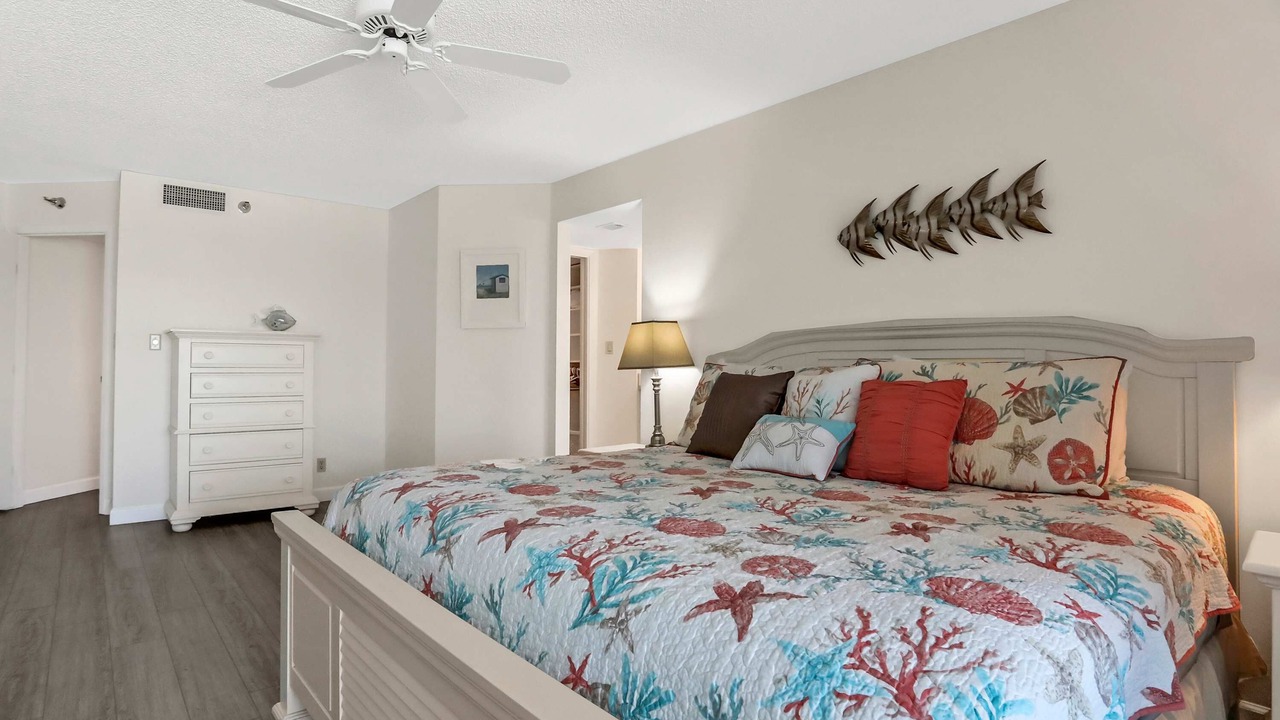 Photo of Bedroom in Sand Key
