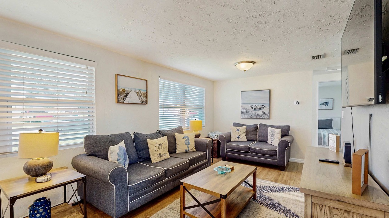 Photo of Livingroom in Pinellas Park