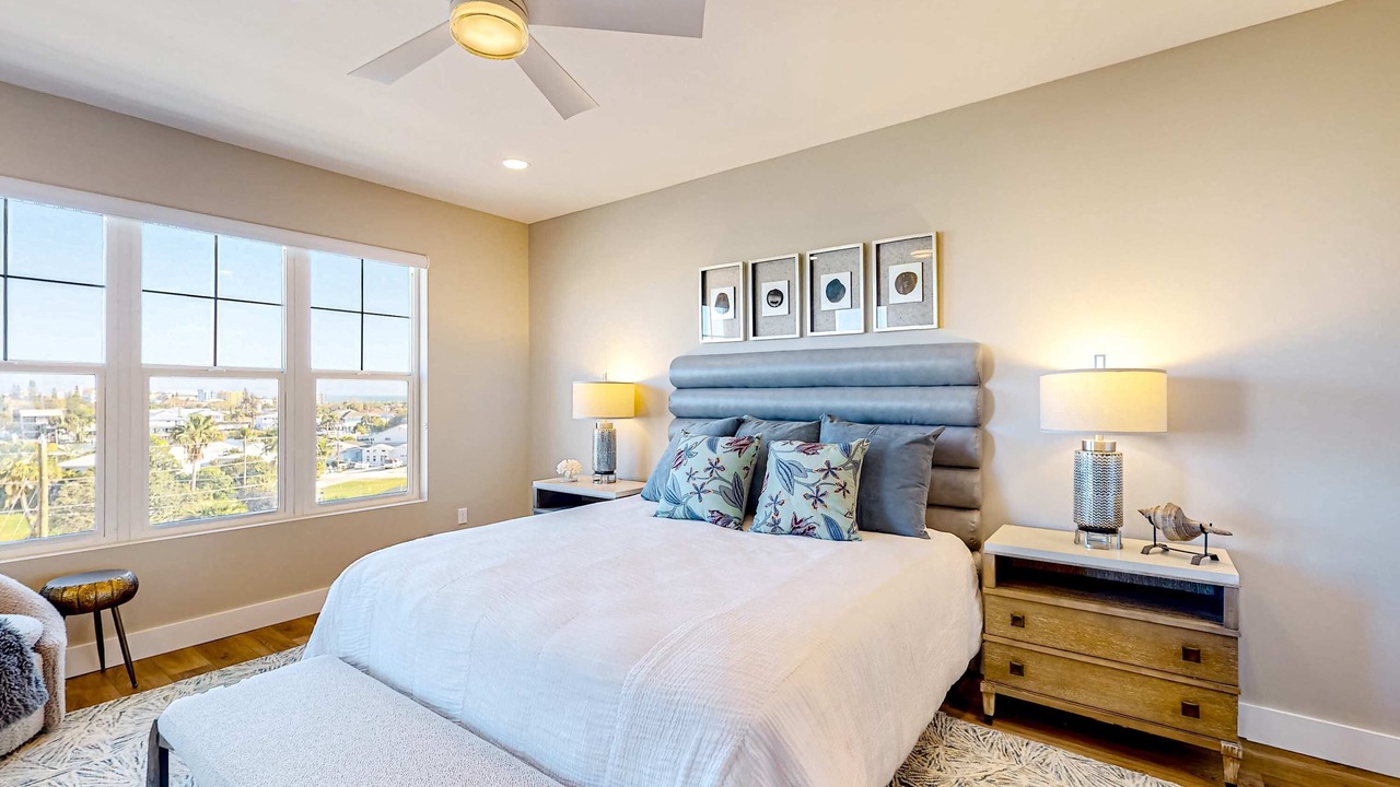 Photo of Bedroom in Madeira Beach