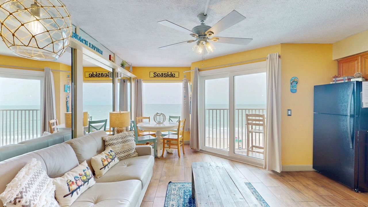 Photo of Livingroom in Belleair Beach