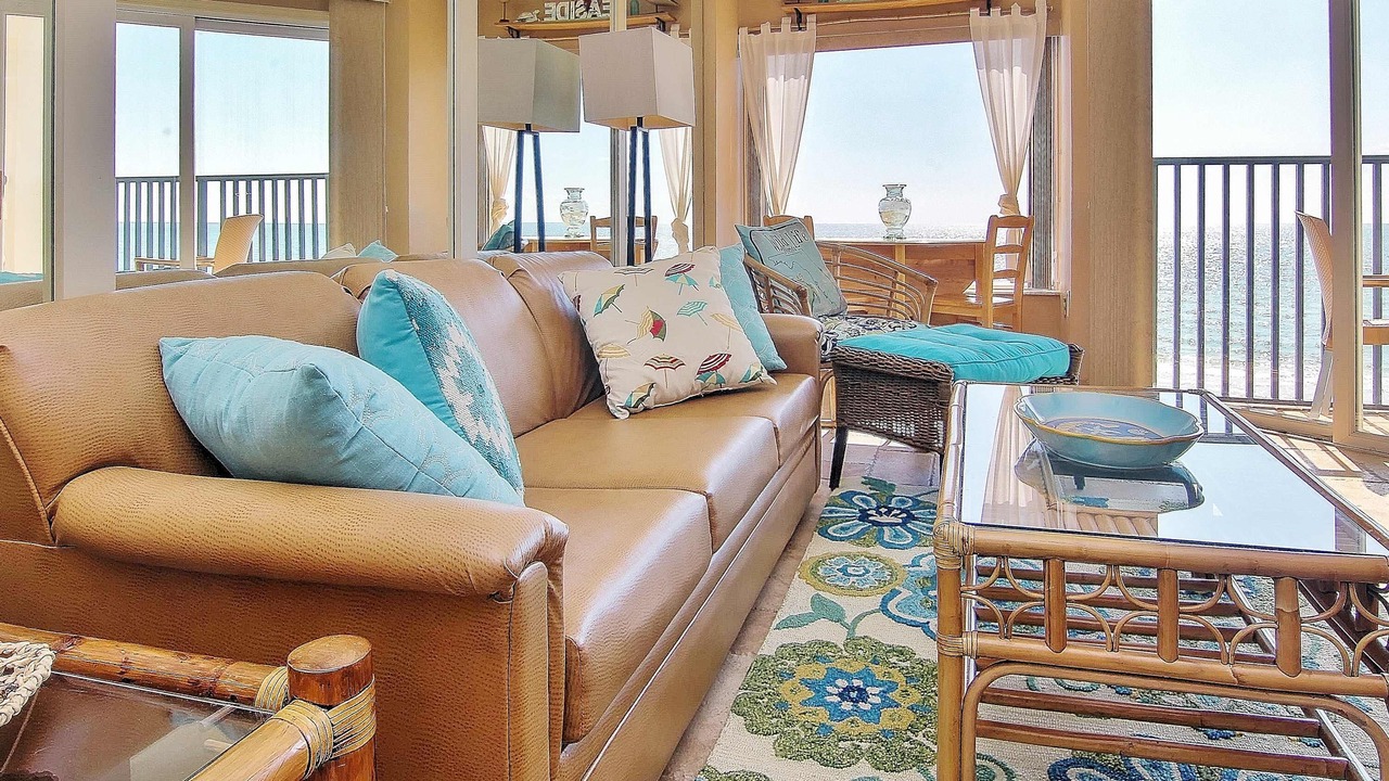 Photo of Livingroom in Belleair Beach