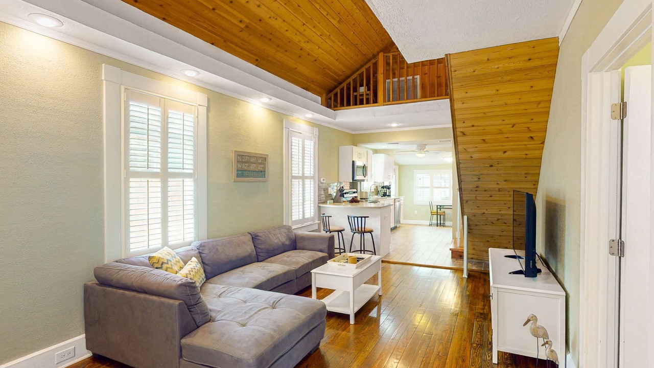 Photo of Livingroom in Gulfport
