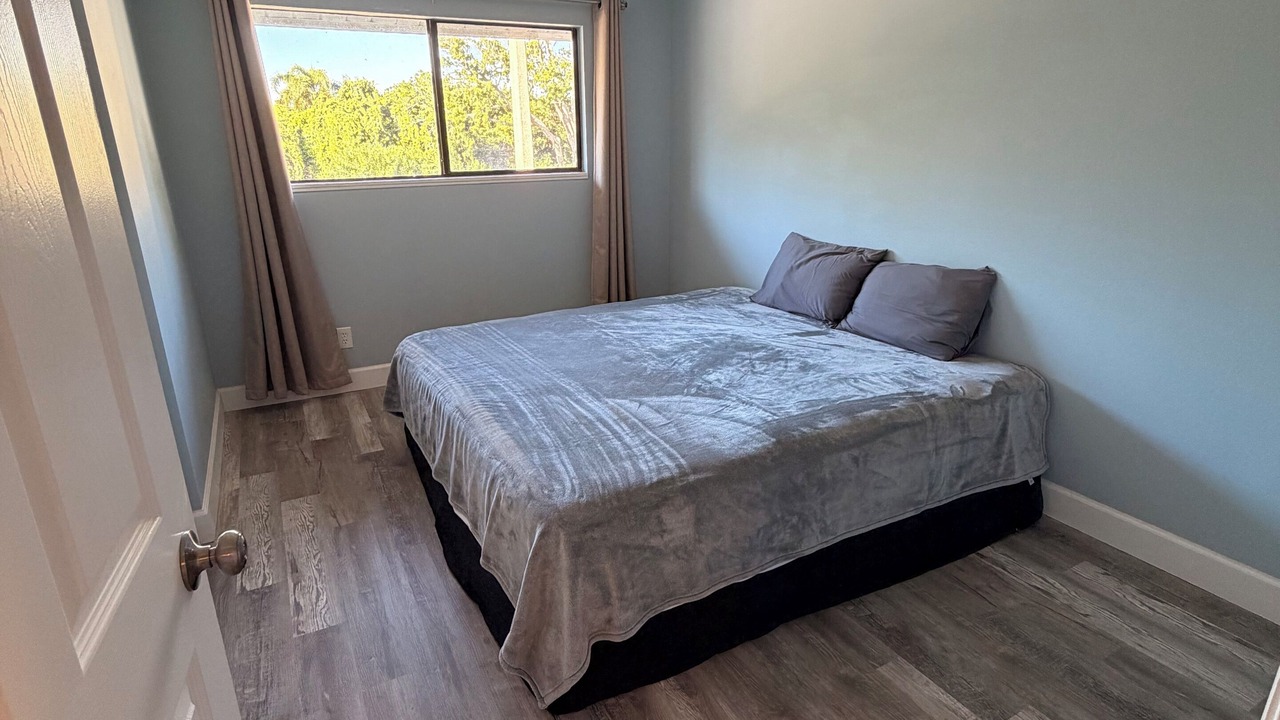 Photo of Bedroom in Bayshore Gardens