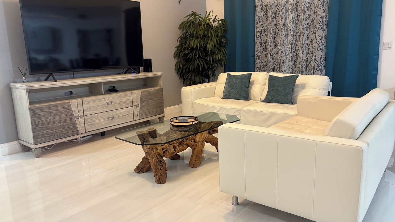 Photo of Livingroom in Trailer Estates