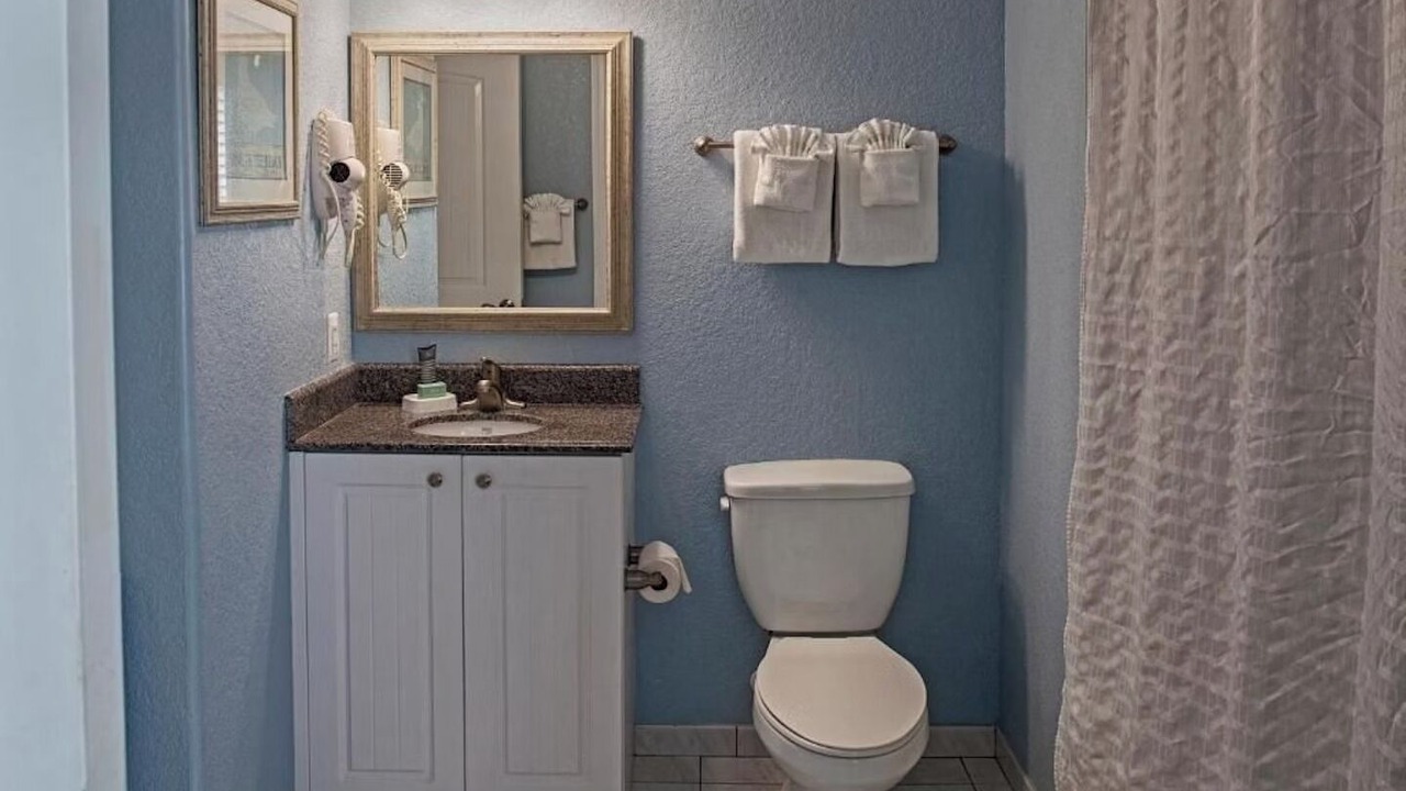 Photo of Bathroom in Ormond Beach