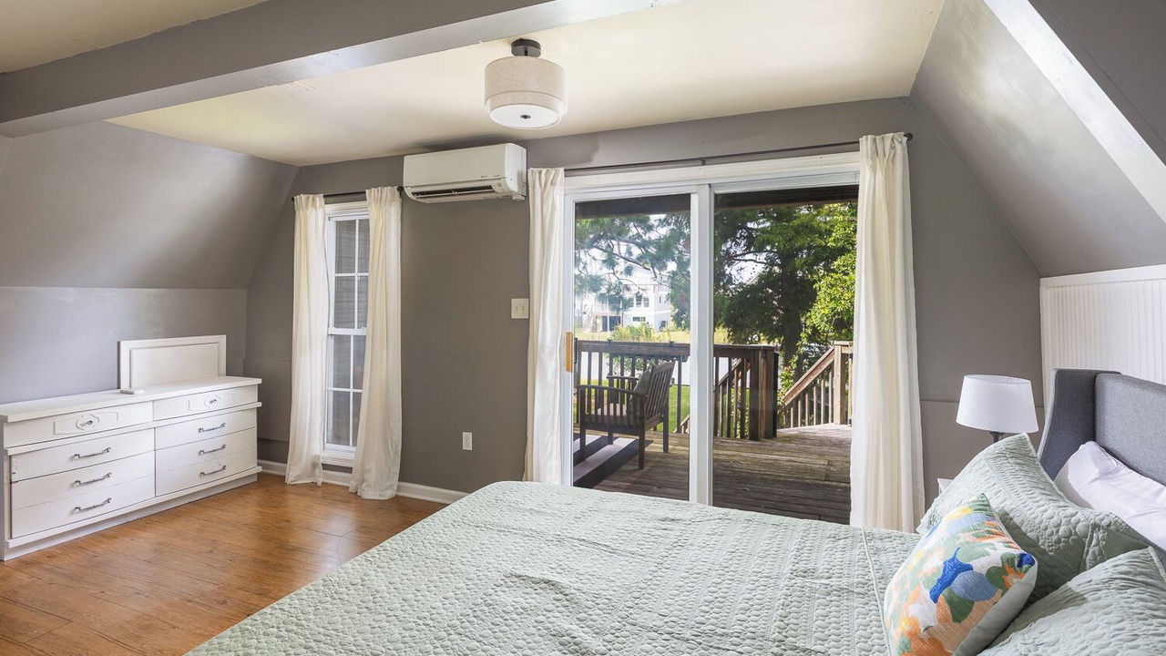 Photo of Bedroom in Colington Harbour