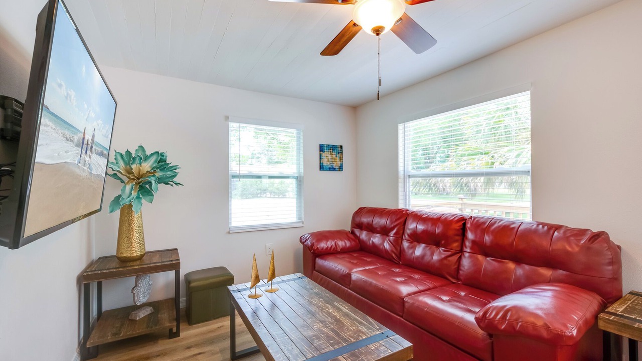 Photo of Livingroom in Harbor Hills Of Palm Harbor
