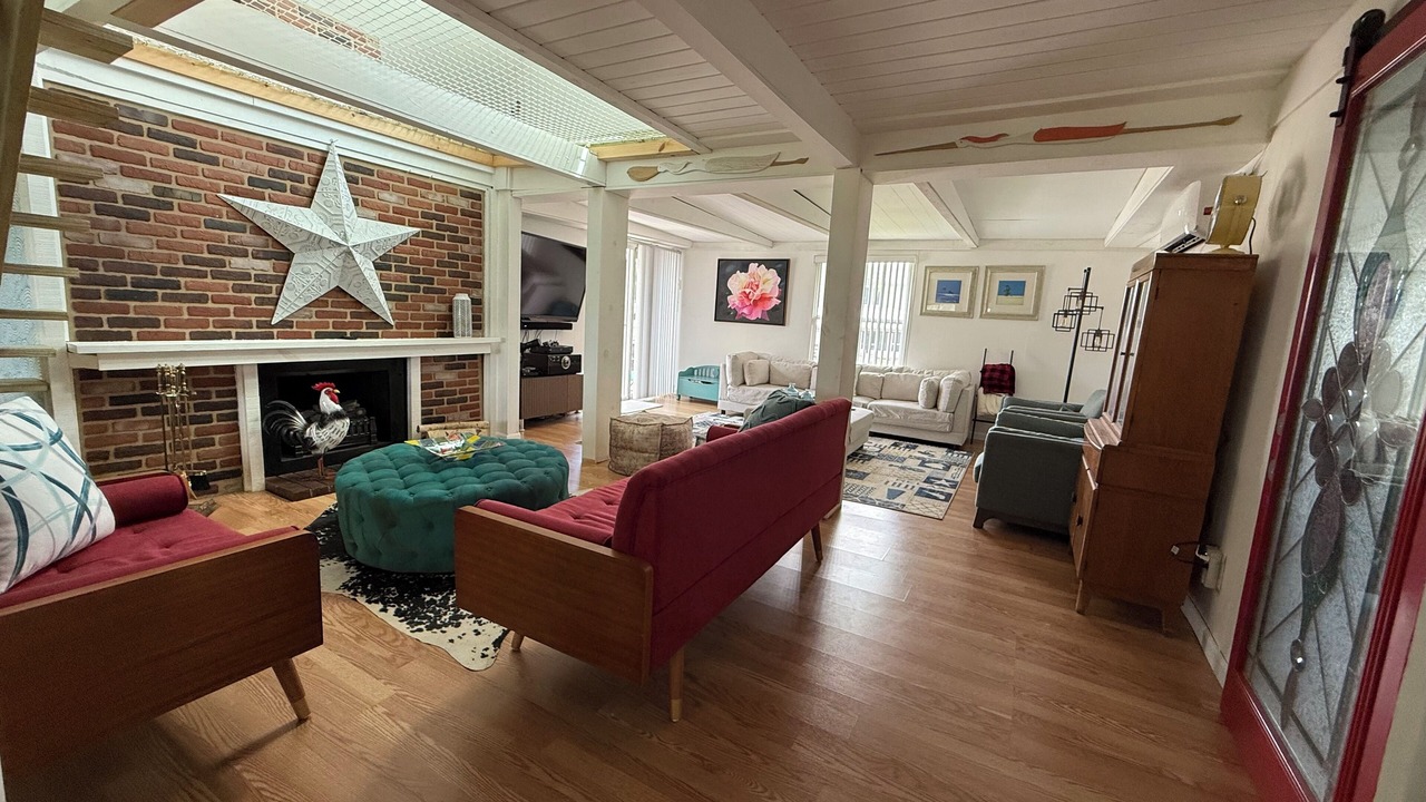 Photo of Livingroom in Highland