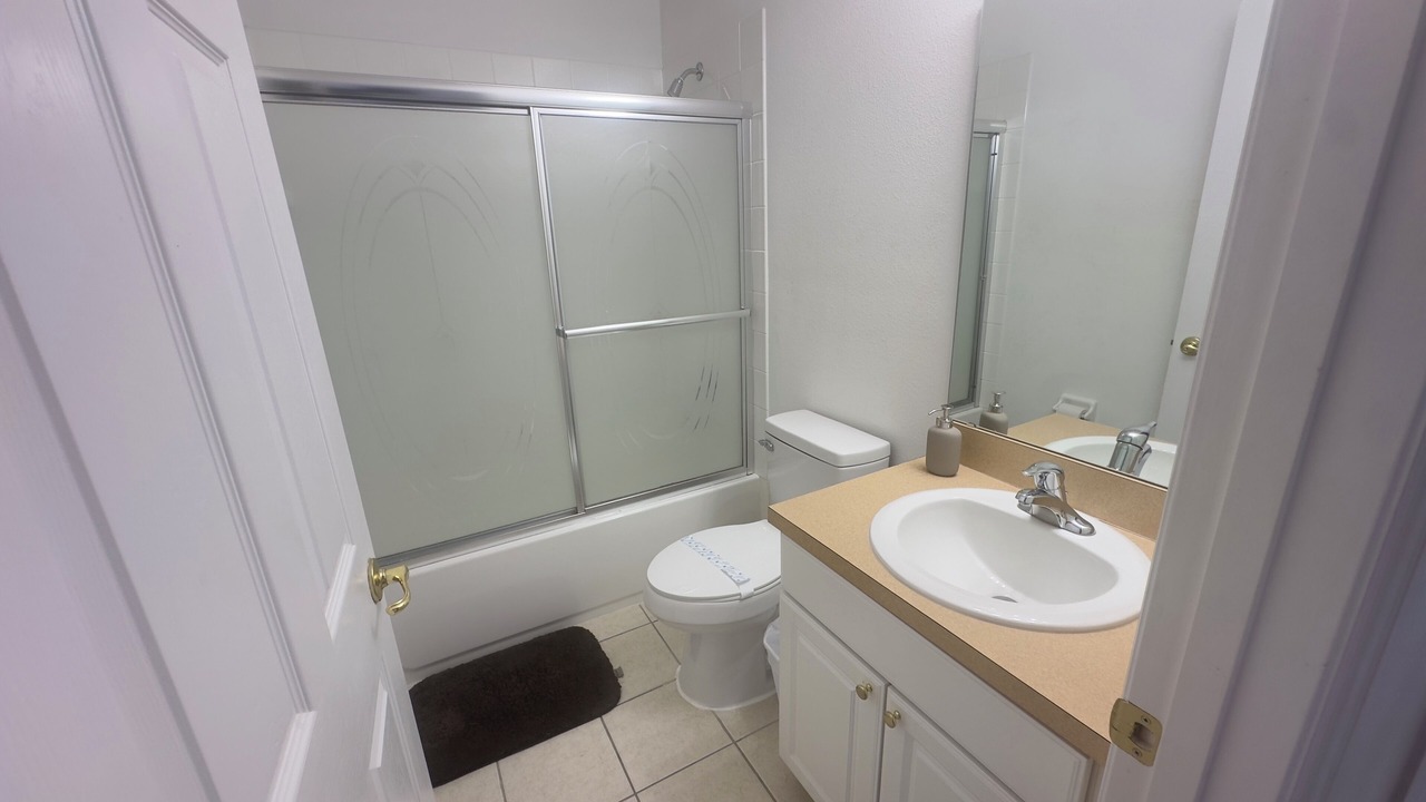 Photo of Bathroom in Highgate Park
