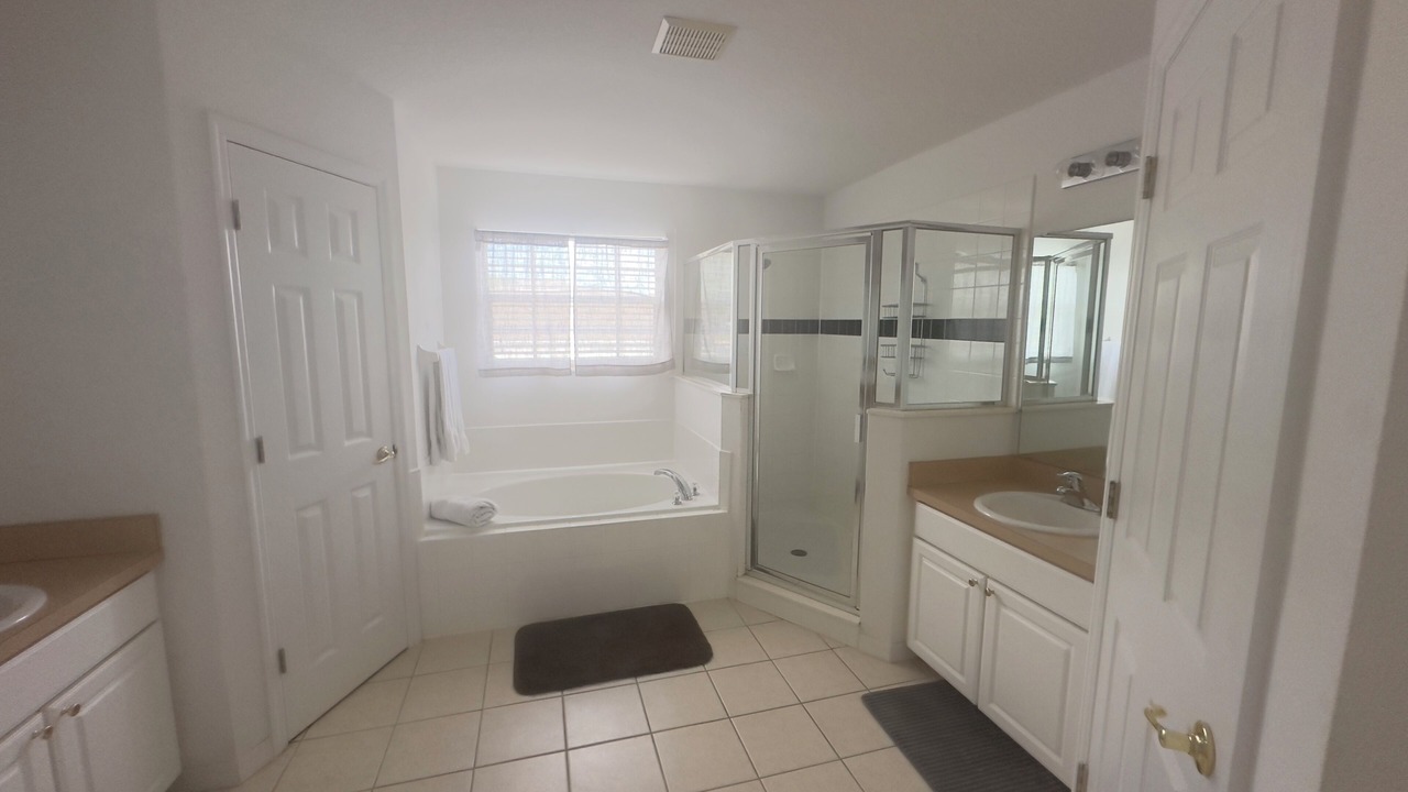 Photo of Bathroom in Highgate Park