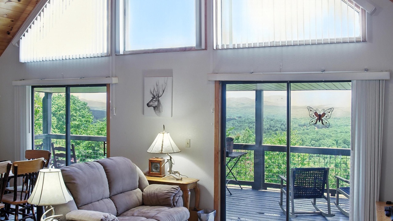 Photo of Livingroom in Murphy