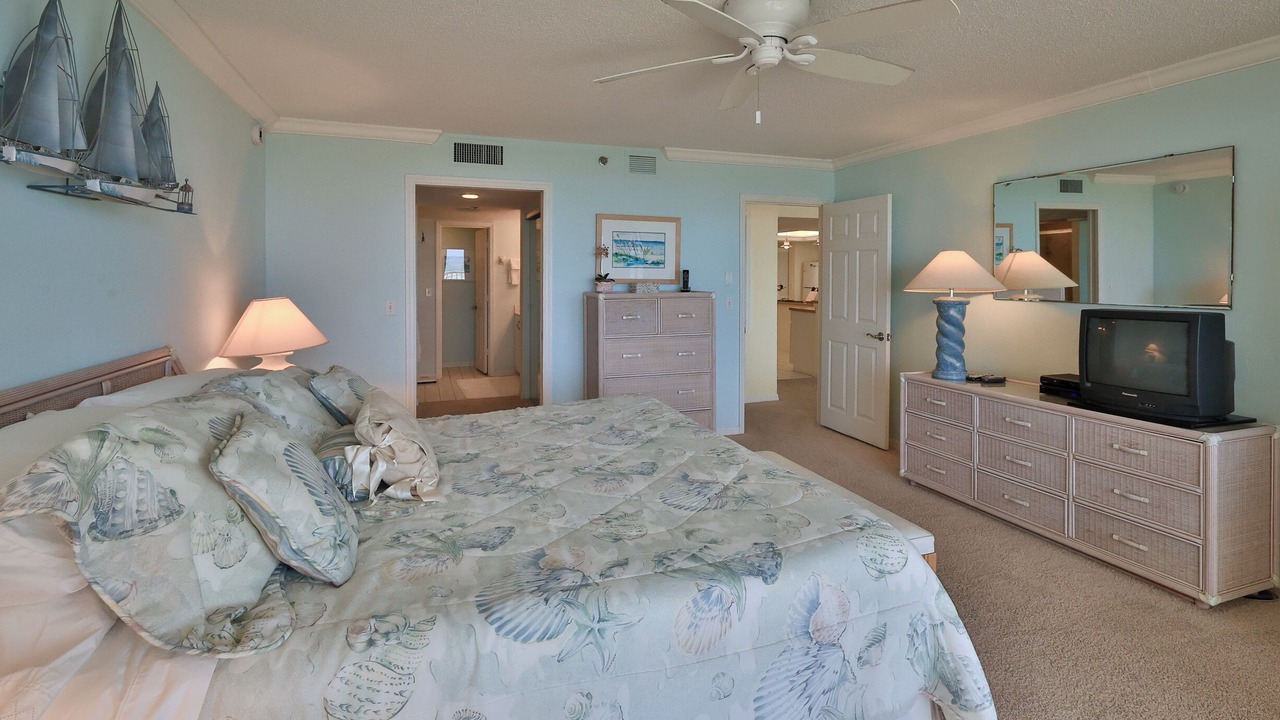 Photo of Bedroom in New Smyrna Beach