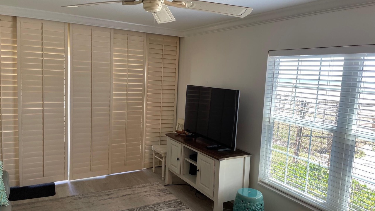 Photo of Livingroom in Point East