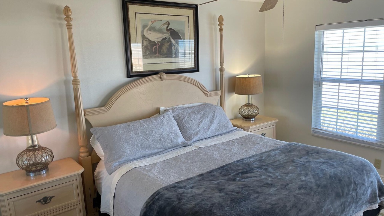 Photo of Bedroom in Point East