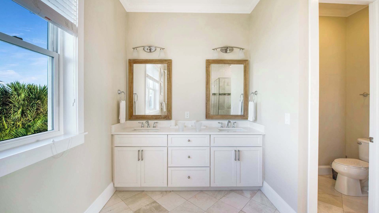 Photo of Bathroom in Bradenton Beach