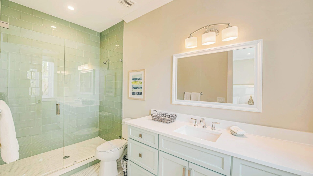 Photo of Bathroom in Bradenton Beach