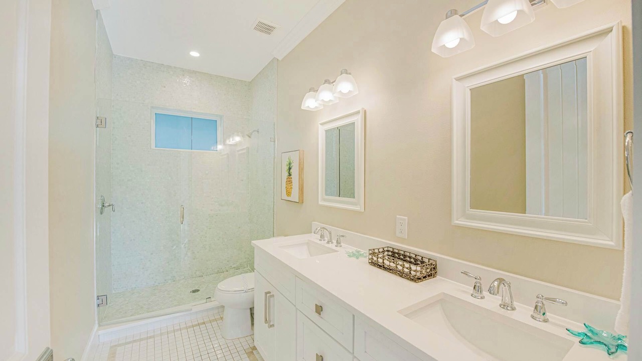 Photo of Bathroom in Bradenton Beach