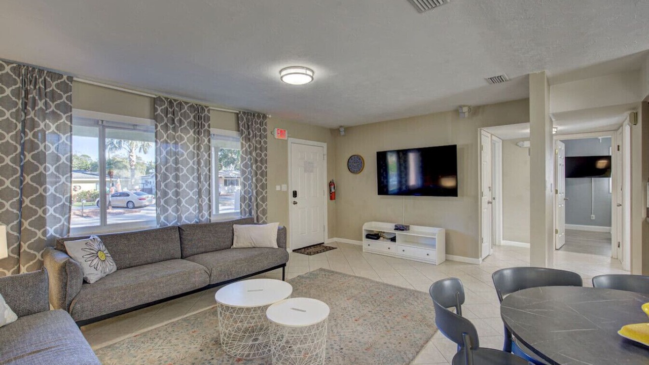 Photo of Livingroom in Largo