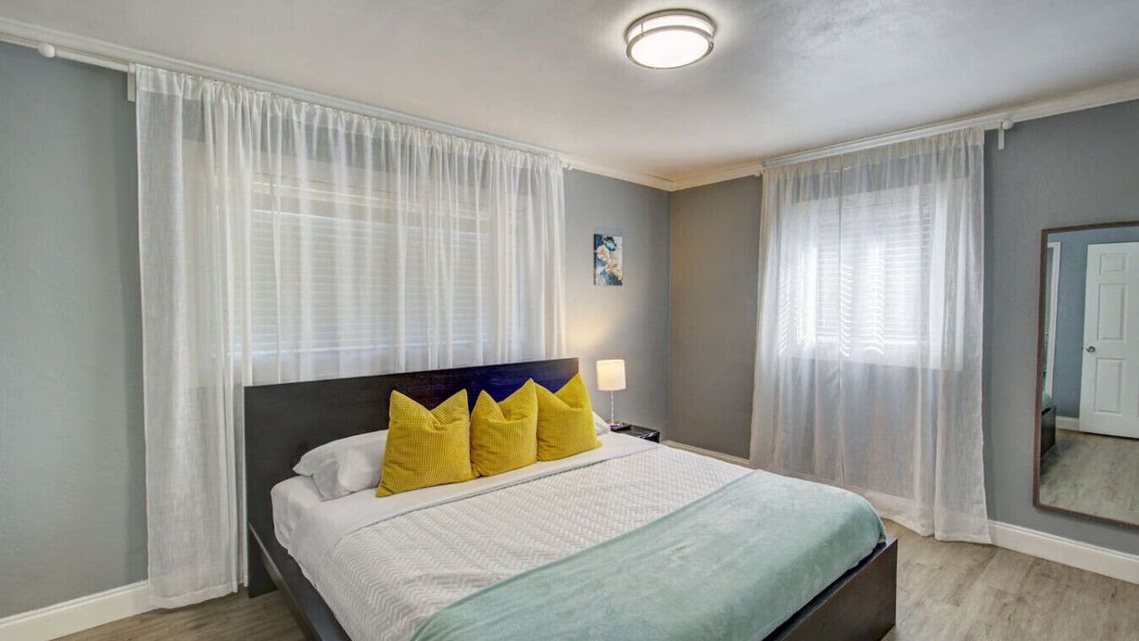 Photo of Bedroom in Largo