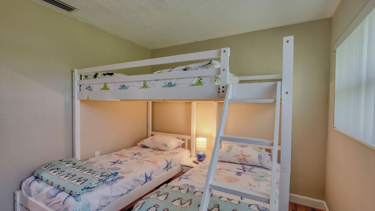 Photo of Bedroom in Seminole