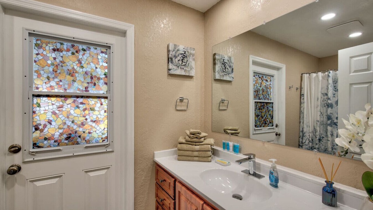 Photo of Bathroom in Seminole