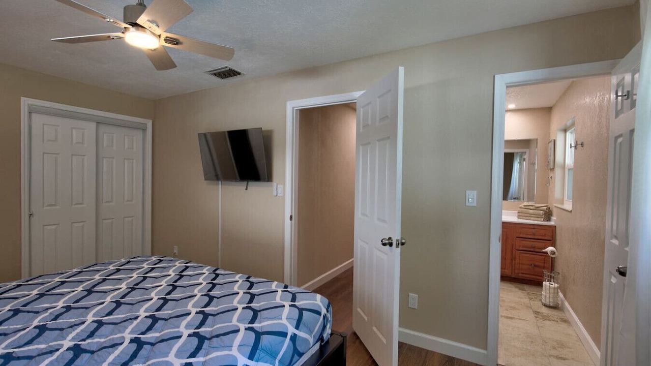 Photo of Bedroom in Seminole